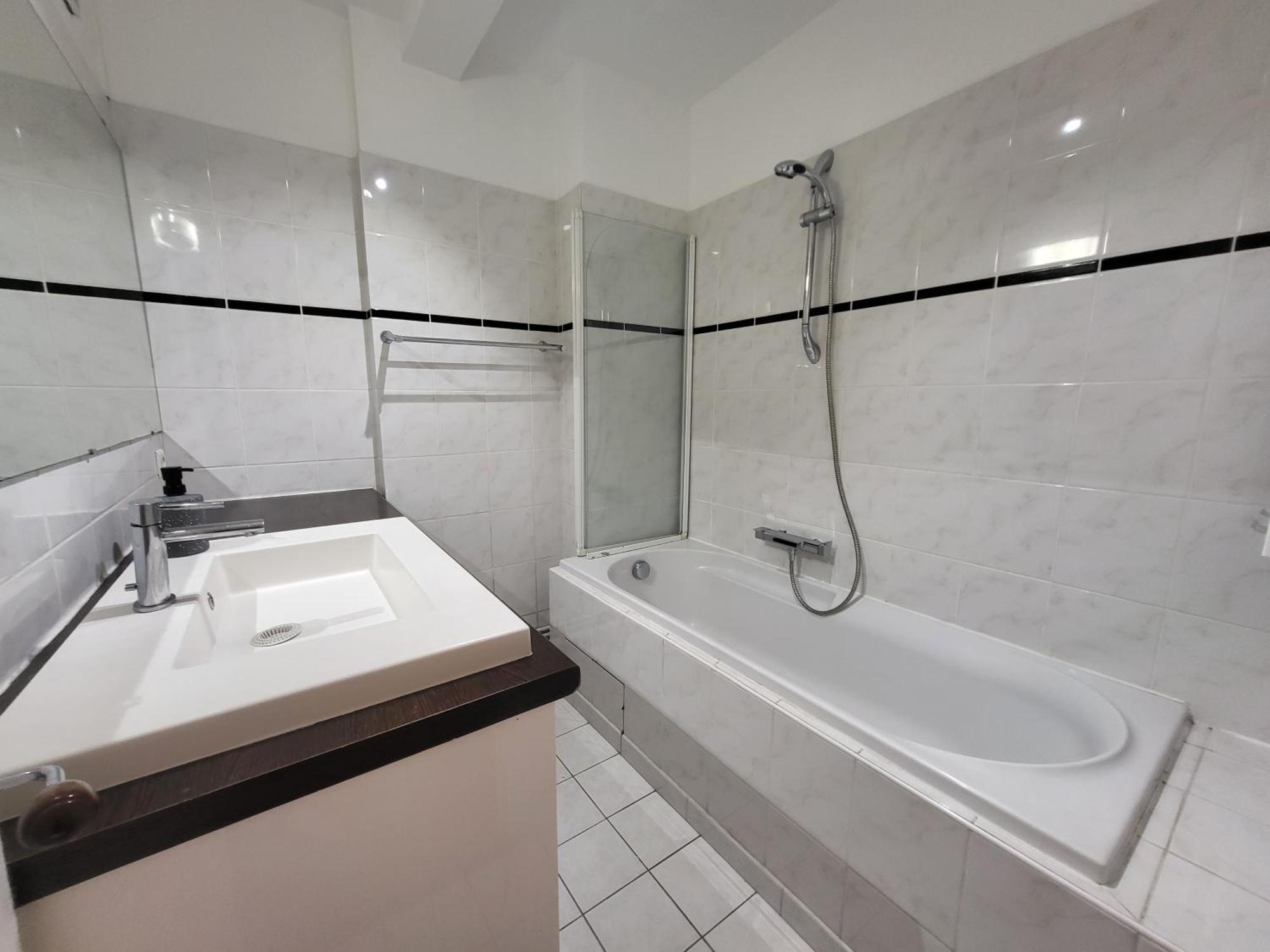 Spacious And Comfortable Apartment - Perfect For Families & Friends - Near Public Transportation Montrouge Luaran gambar